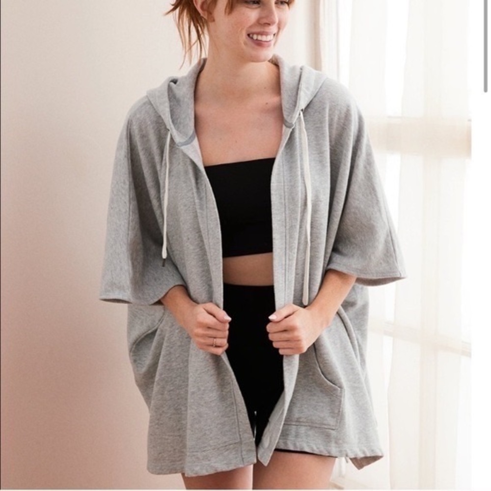 Aerie Hooded Poncho - open front fleece gray cardigan size XS/S